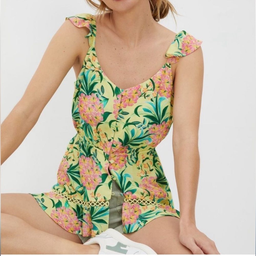 FARM RIO x ANTHROPOLOGIE ruffled floral tank